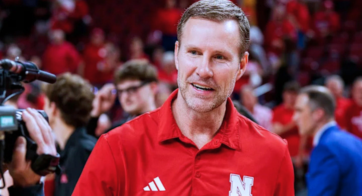 Photo of the head coach Fred Hoiberg.