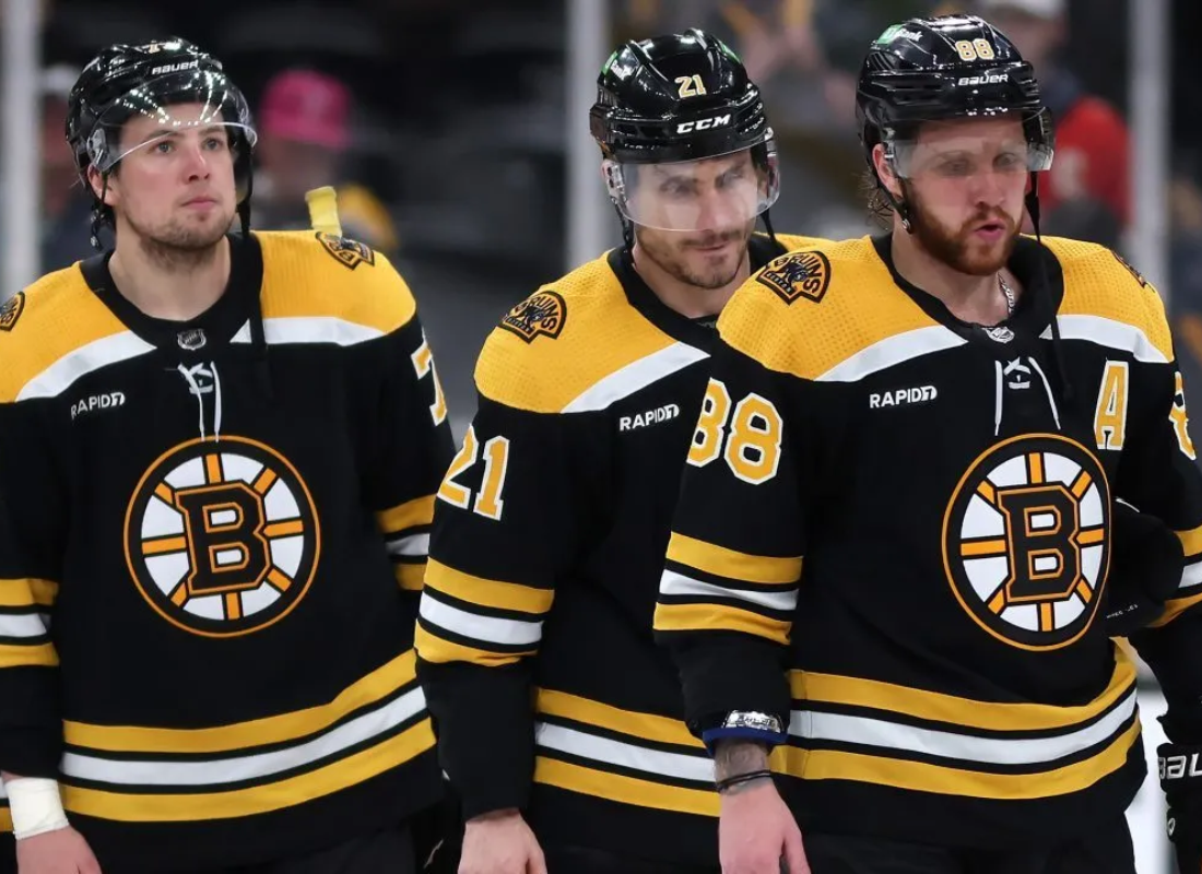 Bruins-from-2011-continue-to-showcase-their-strong-camaraderie.png