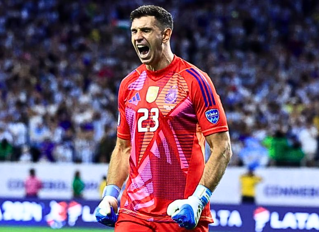 Martinez-saved-shootout-attempts-from-Angel-Mena-and-Alan-Minda-helping-Argentina-secure-a-4-2-penalty-shootout-victory.png