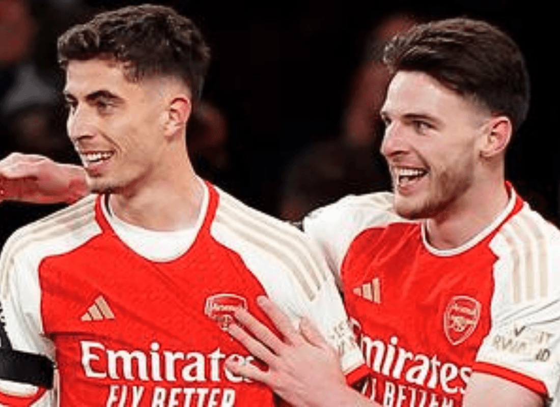 Photo of Havertz and White in the match Arsenal vs Chelsea.