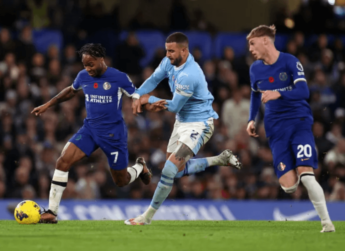 Photo of Sterling along with Man City striker