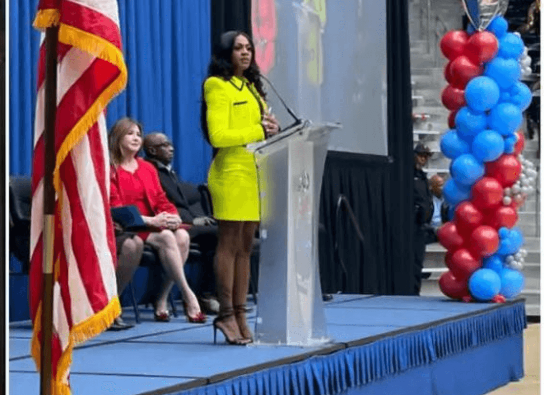 Photo of Sha'Carri Richardson in a ceremony dedicated to honor her in Dallas city.