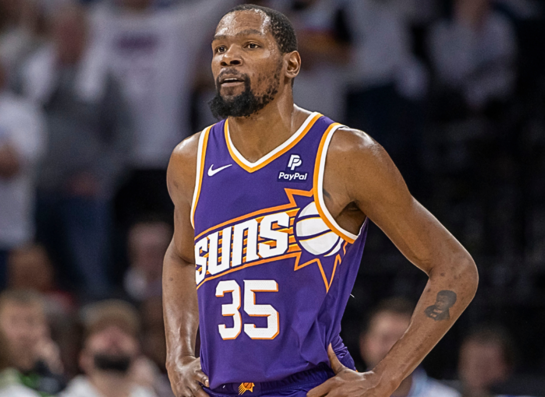 Photo of Kevin Durant on the way to bring Suns to win 2024 championship.